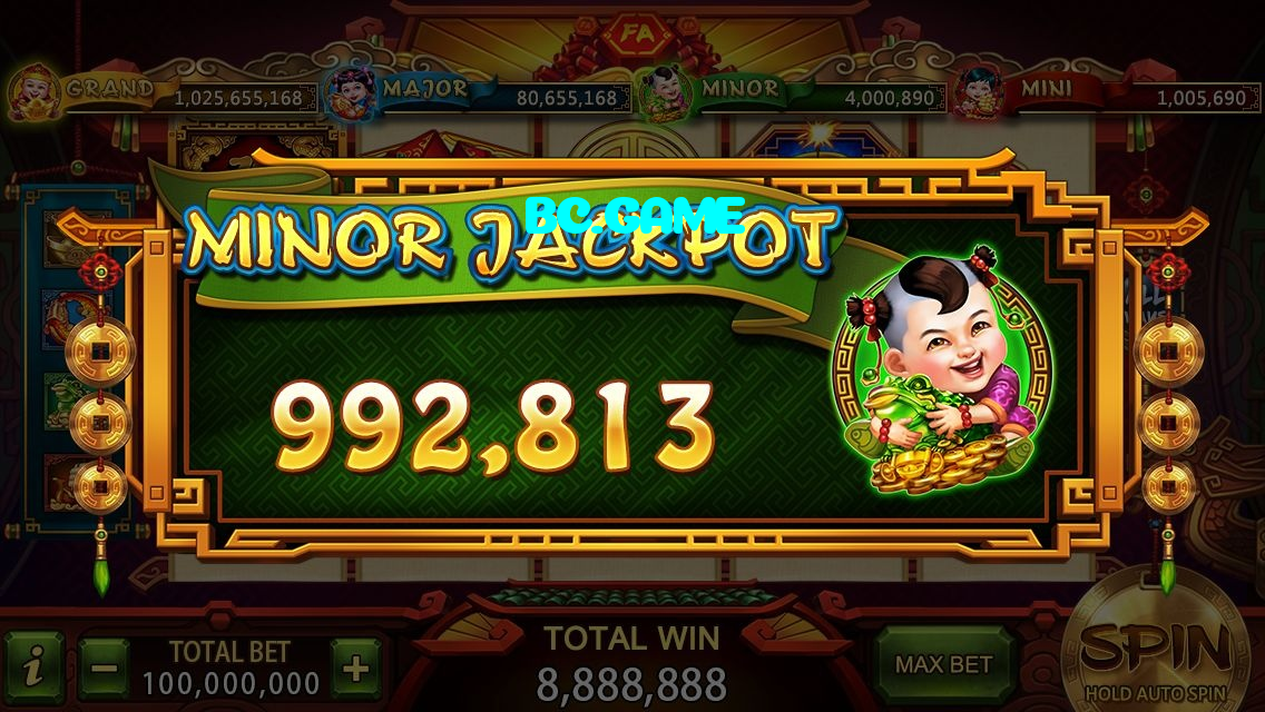 BC.GAME casino presented on mobile device in Pakistan with slots and live games